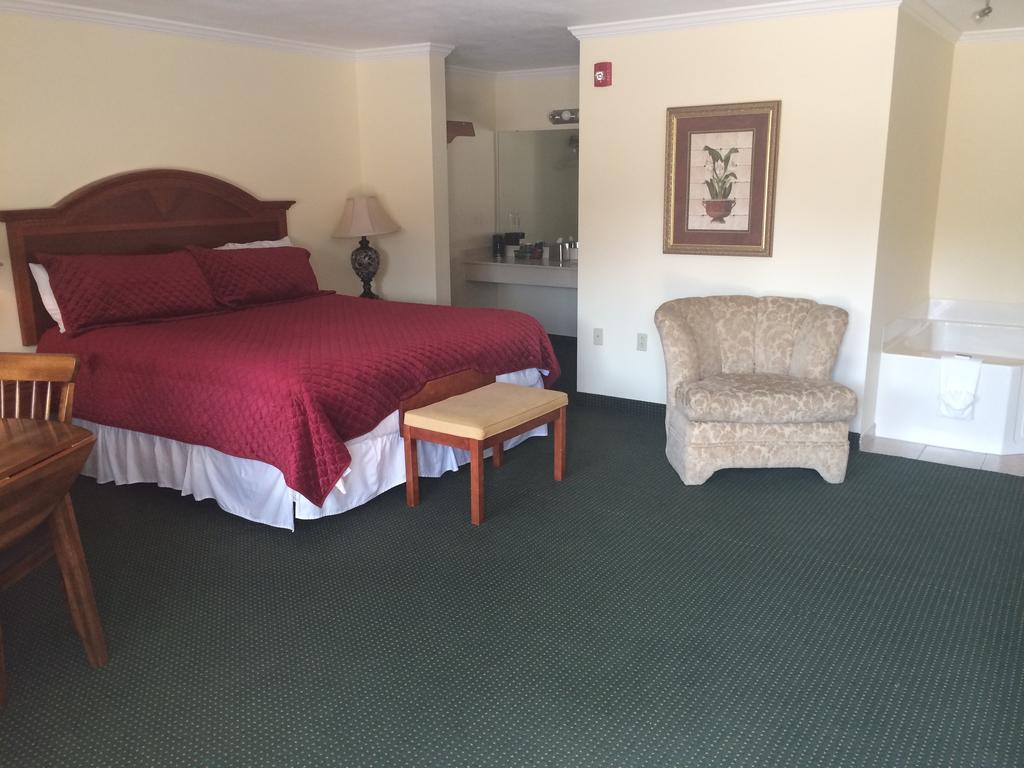 Hurricane Inn Waynesboro Номер фото