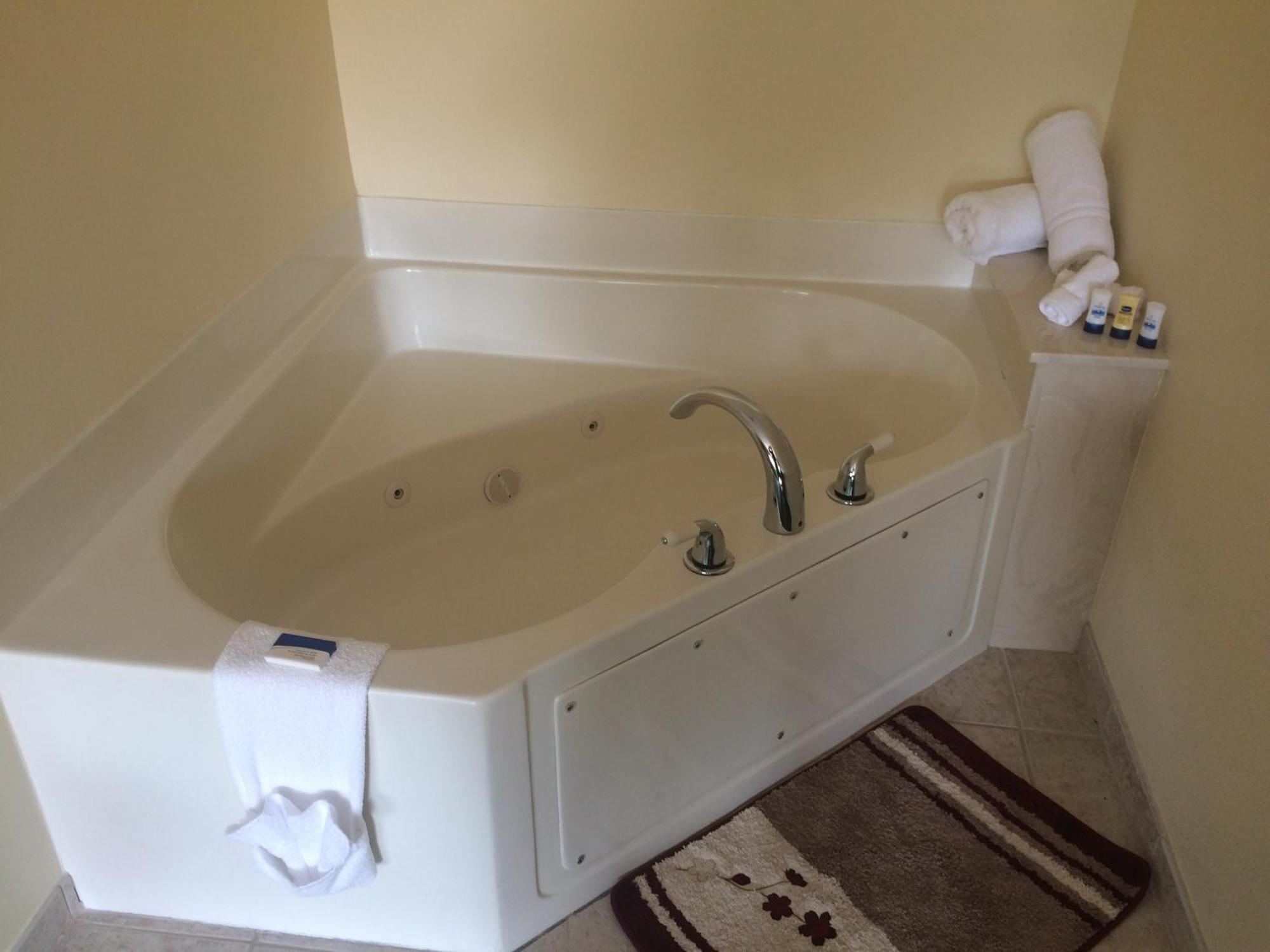 Hurricane Inn Waynesboro Екстер'єр фото